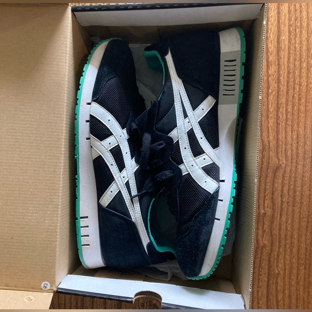 Onitsuka Tiger by ASICS